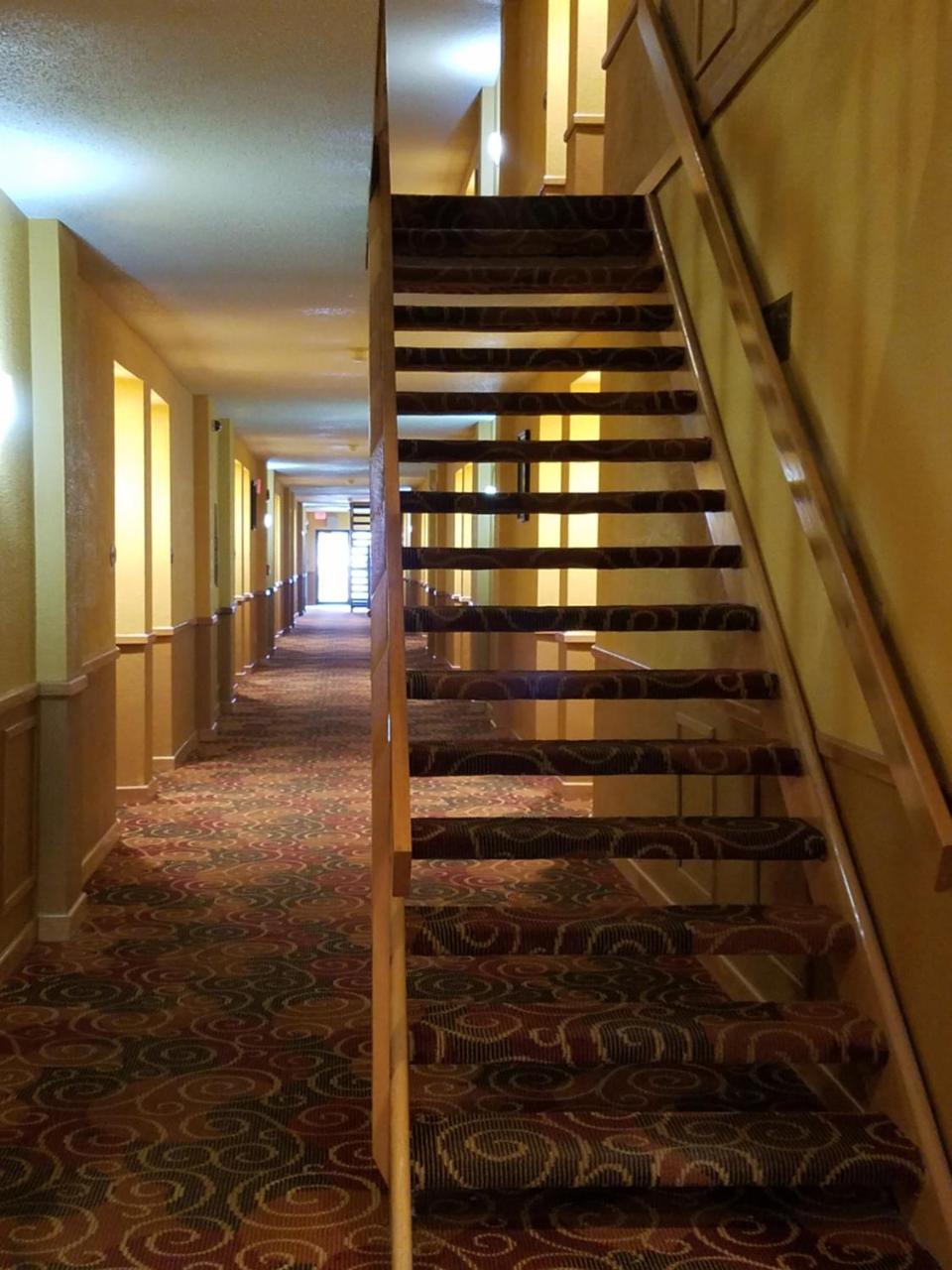 Best Western Martinsville Inn Esterno foto